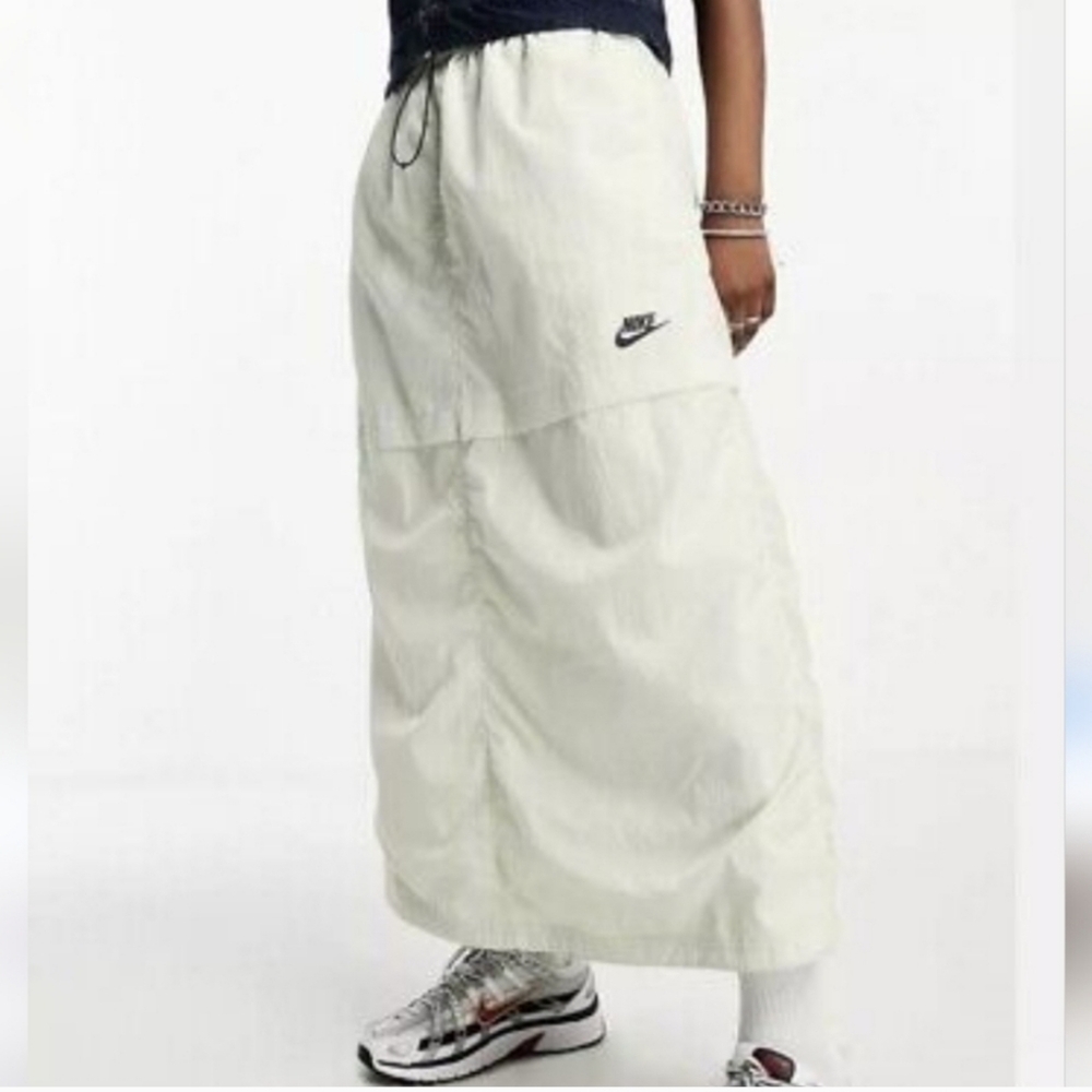 Nike Women's Maxi Skirt in Off-White with Black Logo